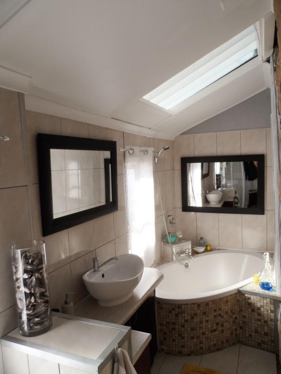 モーセル・ベイ Sea View Charming Stone Houseヴィラ エクステリア 写真