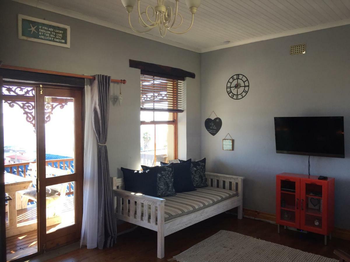 モーセル・ベイ Sea View Charming Stone Houseヴィラ エクステリア 写真